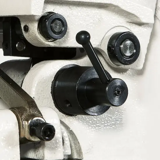 Maestro 600SB Portable Blindstitch Sewing Machine for Hemming {5}