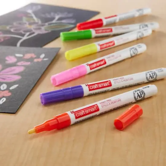 Hot Colors Medium Line 6 Color Paint Pen Set by Craft Smart&reg; {3}