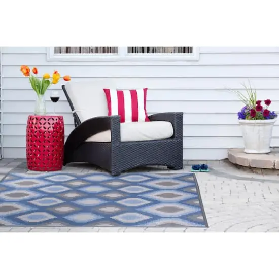 DII&reg; Blue Ikat Outdoor Rug, 4ft. x 6ft. {5}