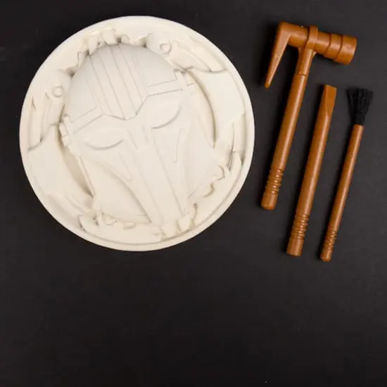 Star Wars&trade; The Armorer&trade; Gemstone Dig {3}