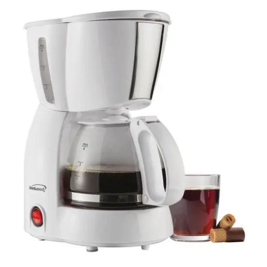 Brentwood 4-Cup White Coffee Maker {9}