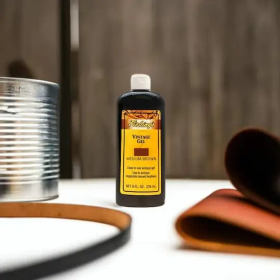 Fiebing's Medium Brown Vintage Gel {1}