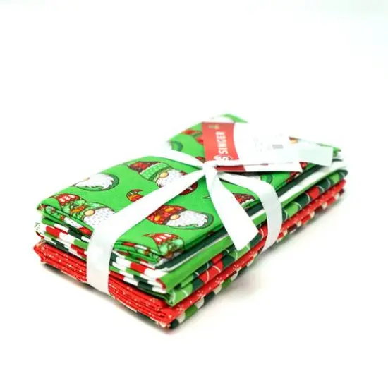SINGER Christmas Gnome Holiday 5 Piece Fat Quarter Bundle {1}