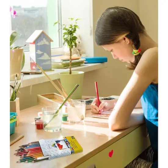 Creativity&nbsp;at&nbsp;Home&nbsp;Beginner Painting & Drawing Kit {6}