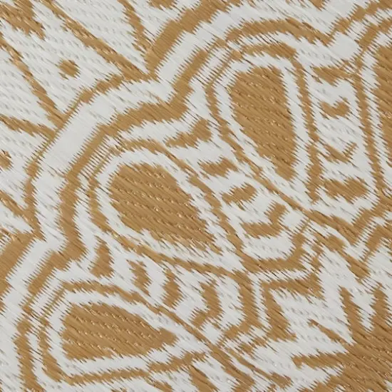 DII&reg; Round Sunflower Outdoor Rug, 5ft. Taupe {5}