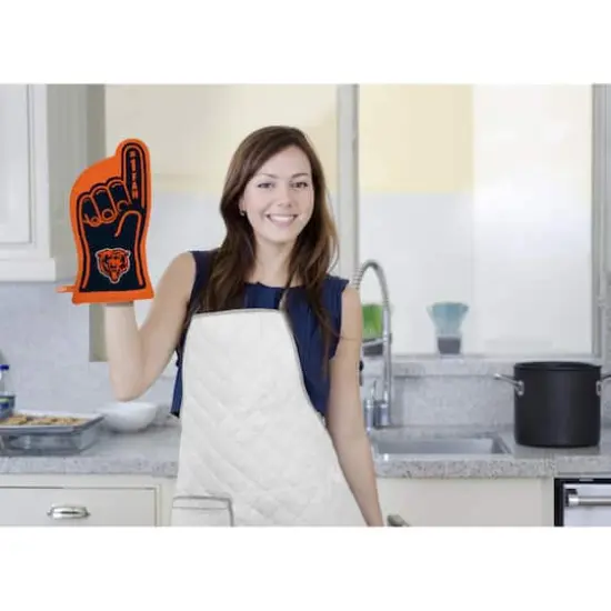 NFL #1 Oven Mitt Chicago Bears {6}