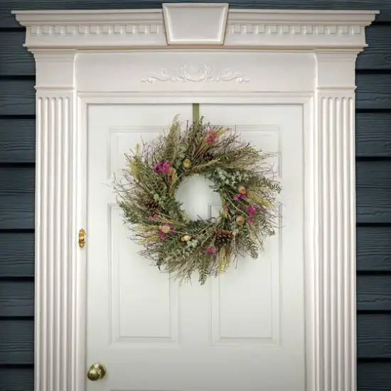 22'' Fern Garden Spring Wreath {3}