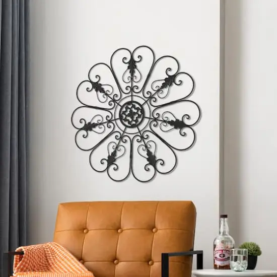 Glitzhome&reg; 23.75" Traditional Iron Scroll Wall D&eacute;cor {6}