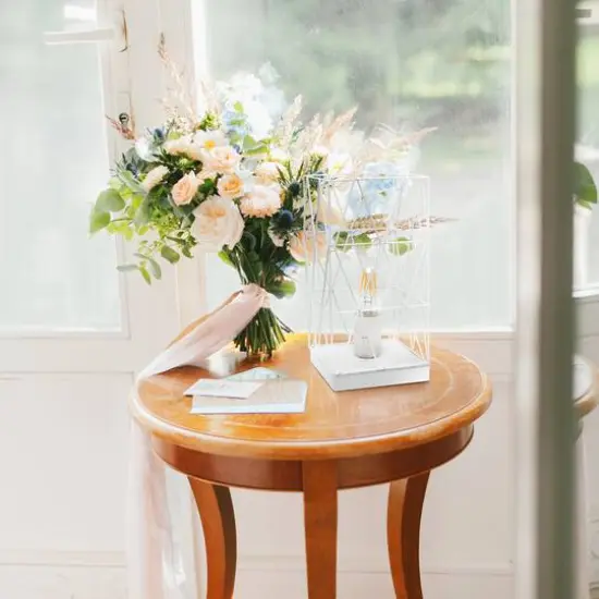 Simple Designs 10" Geometric Square Metal Table Lamp White {6}