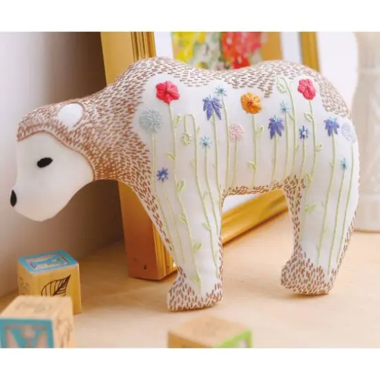 Leisure Arts&reg; Stitchery Forest Friends Book {16}