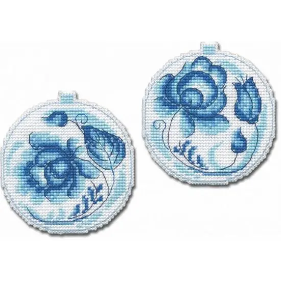 Oven Christmas Tree Toy Cross Stitch Kit {1}