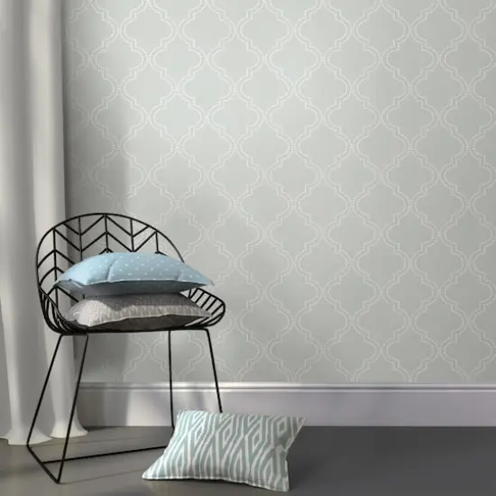 NuWallpaper Gray Quatrefoil Peel & Stick Wallpaper {3}