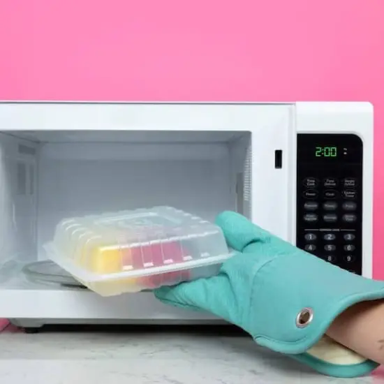 Tulip&reg; 40 Piece Two-Minute Tie Dye&reg; Kit {5}