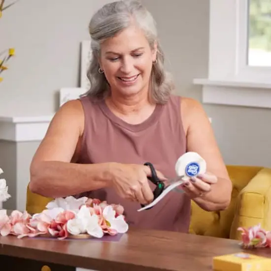 Glue Dots® Flower Dots™ Roll {4}