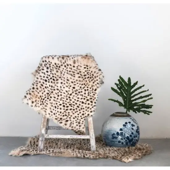 Hello Honey&reg; Leopard Print Goat Fur Rug, 24" x 36" {5}