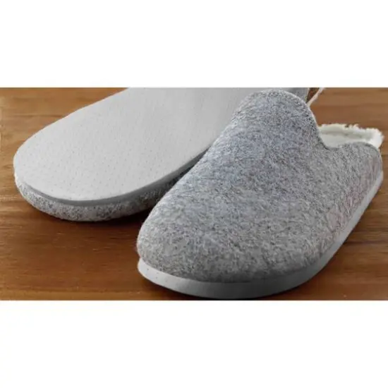 PA Essentials Dotted White No Slip Fabric Sheet, 28'' x 36'' {5}