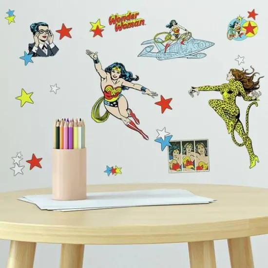 RoomMates Wonder Woman Peel & Stick Wall Decals {5}