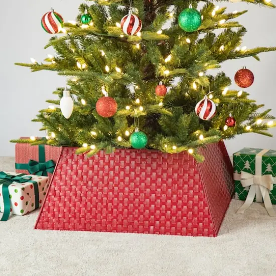 Glitzhome&reg; 25.75" Red Trapezoid Metal Weave Tree Collar {3}