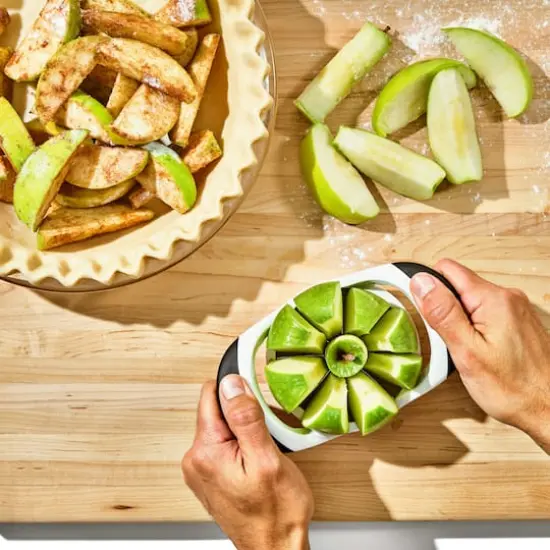 OXO Softworks Apple Divider {4}