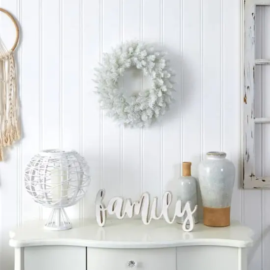 18" Pre-Lit Colorado Spruce Christmas Wreath {6}