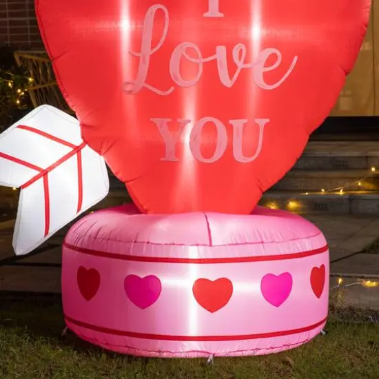Glitzhome&reg; 5ft. Lighted Valentine's Inflatable Heart D&eacute;cor {5}