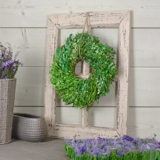 11" Green Foliage Wreath {3}