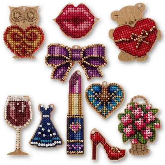 Wonderland Crafts Novelty Embroidery Blanks Set {3}
