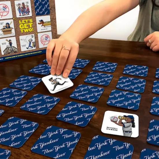 Major League Baseball Licensed Memory Match Game New York Yankees {6}