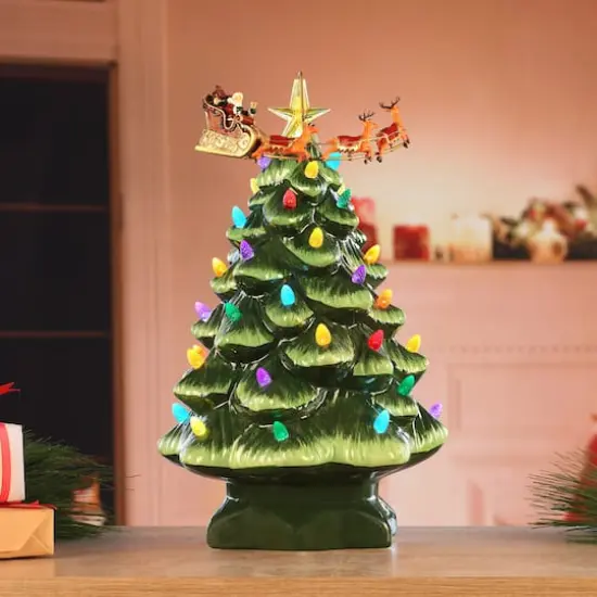 Animated Nostalgic Christmas Tree {3}