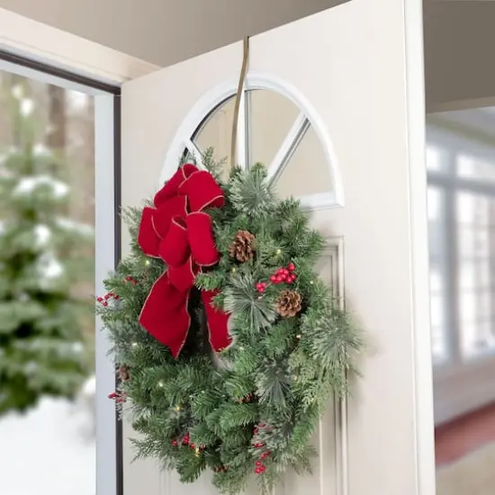 Haute Decor HighProfile&trade; Antique Brass Wreath Hanger {3}