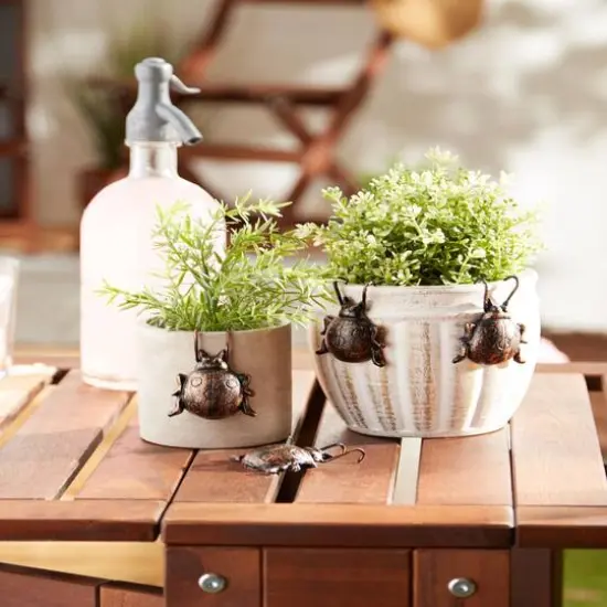 4" Ladybug Cast Iron Pot Hanger, 4ct. {6}