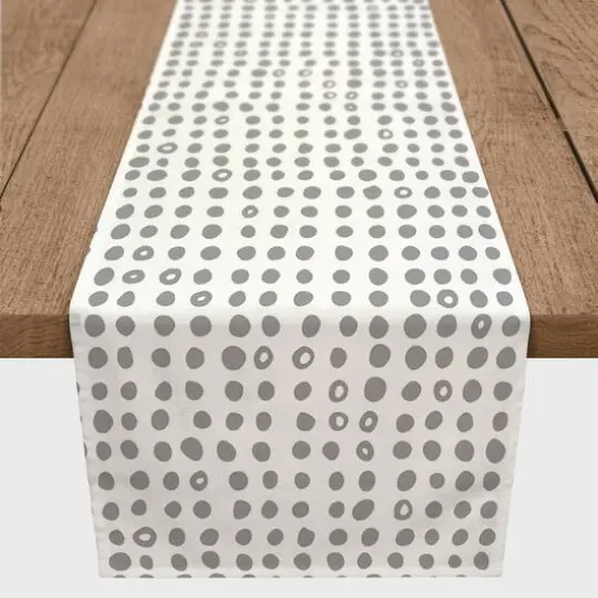 Drawn Dots Indoor/Outdoor Table Runner Gray {3}