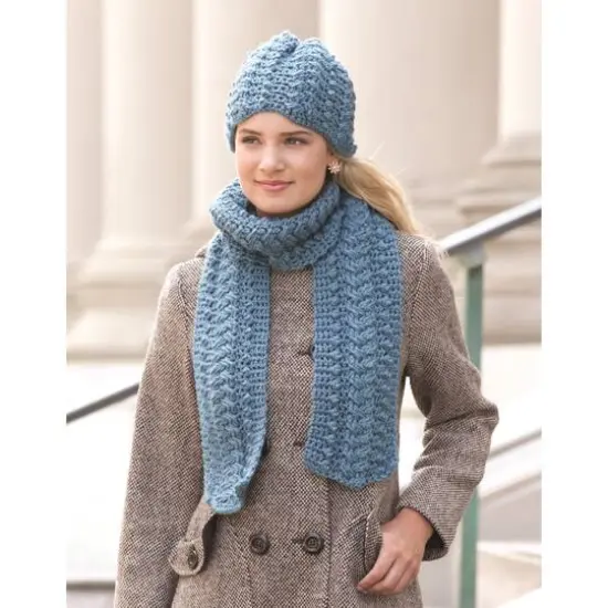 Leisure Arts&reg; Noggins and Necks Book {5}