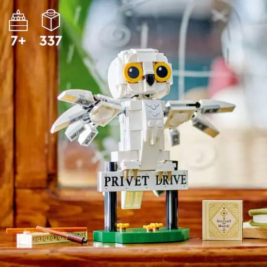 LEGO&reg; Harry Potter&trade; Hedwig&trade; at 4 Privet Drive 76425 {7}
