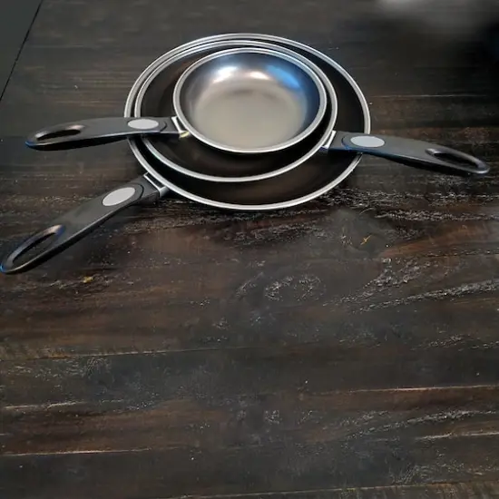 Gibson Home&reg; Aventura 3-Piece Black Frying Pan Set {6}