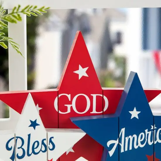 Glitzhome&reg; 11" Wooden Patriotic America Stars Table D&eacute;cor {6}