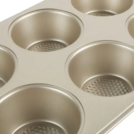 Kitchen Details Pro Series 6 Cup Muffin Pan with Diamond Base {4}