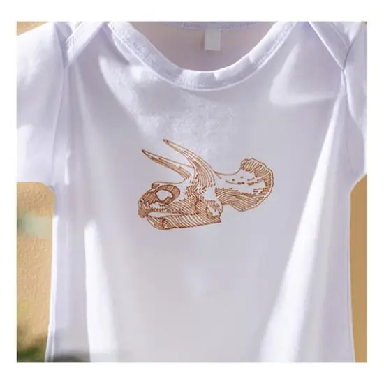 Cricut&reg; Blank Baby Bodysuit {4}