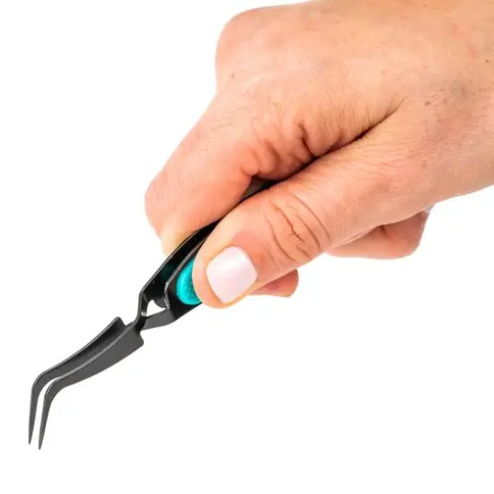 SINGER&reg; ProSeries&trade; Self-Locking Tweezer with Storage Sleeve {6}