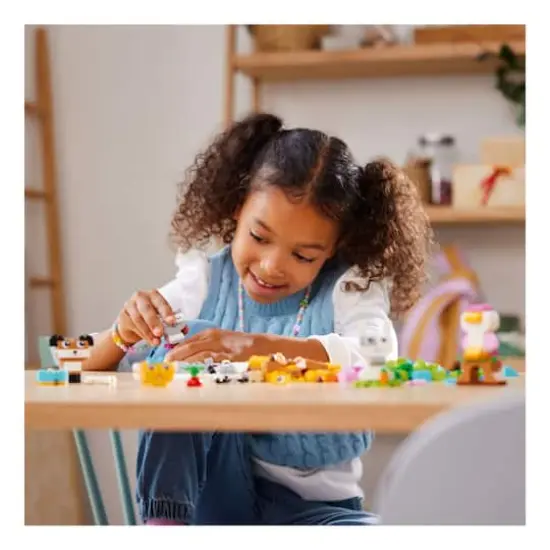 LEGO&reg; Classic Creative Pets {6}