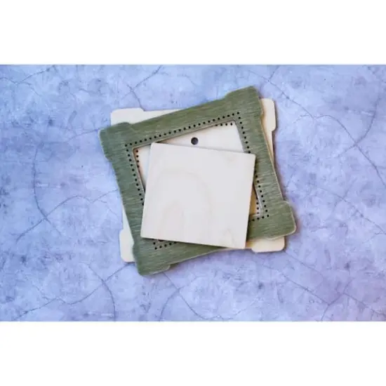 MP Studia OP-265 Green Square Embroidery Frame {1}
