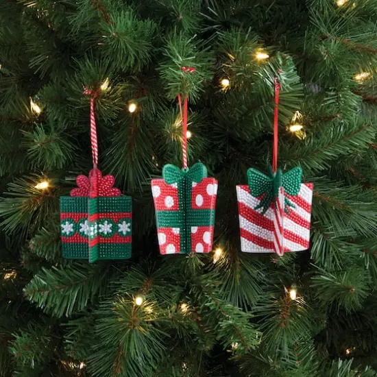 3D Present Ornament Diamond Art Kit by Make Market® {1}