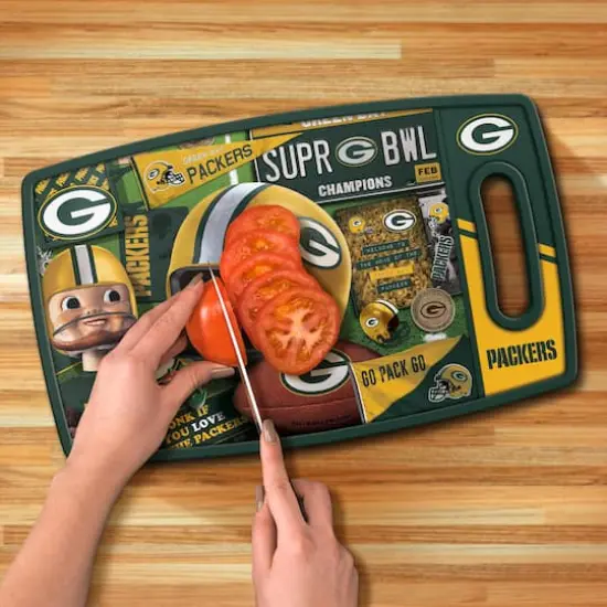 NFL Retro Series Cutting BoardGreen Bay Packers {6}