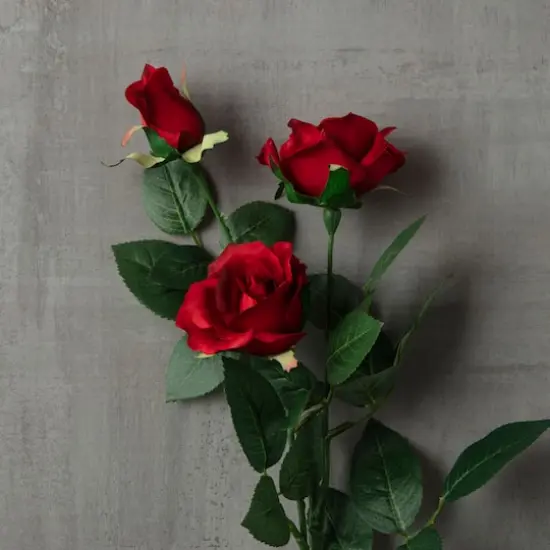 Sweetheart Rose Spray by Ashland&reg; Dark Red {4}