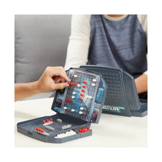 Battleship&reg; Game {7}