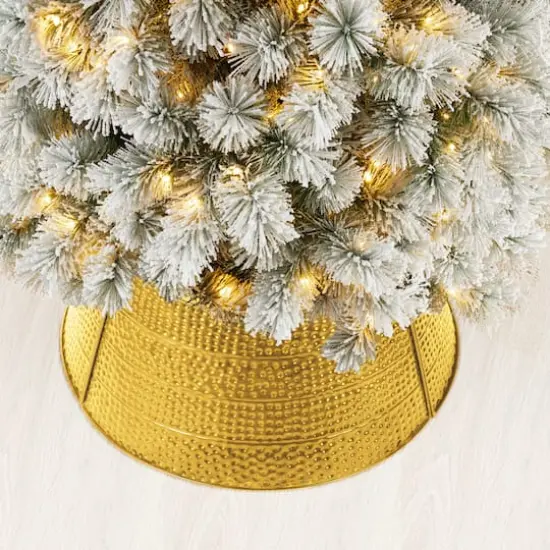 Glitzhome&reg; 26" Hammered Metal Tree Collar Gold {6}