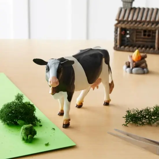 Safari Ltd&reg; Holstein Cow {3}