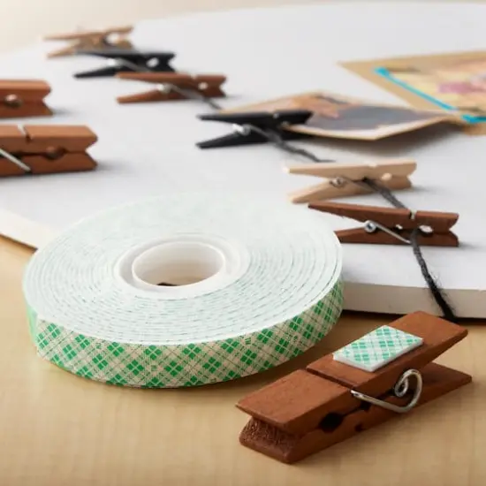 Scotch&reg; Foam Mounting Tape {3}
