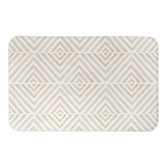 Cream Diamond Pattern Bath Mat {1}
