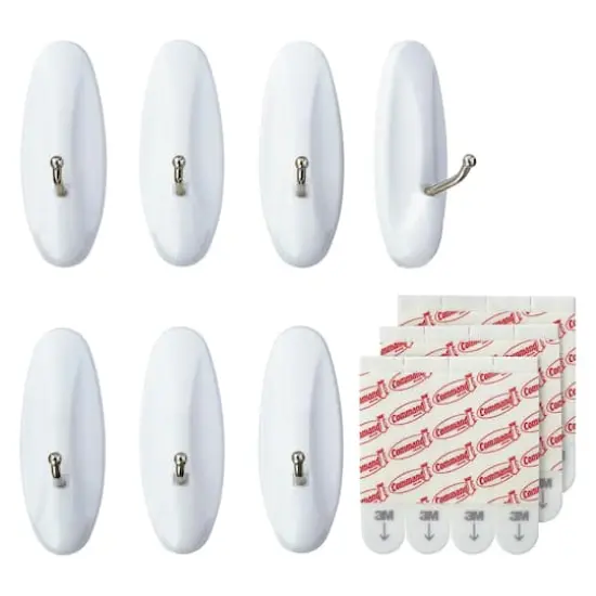 Command&trade; White Medium Wire Hooks Value Pack {4}